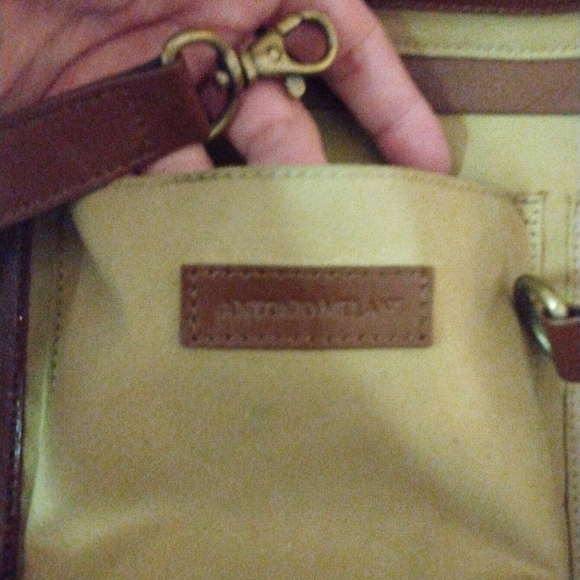 Antonio Melani gorgeous brown leather shoulder bag EUC - Picture 12 of 16